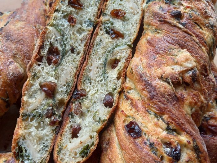 California Raisin Focaccia - California Raisins Asean.