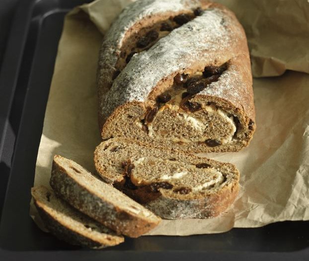 California Raisin Cream Cheese Rye Bread - California Raisins Asean.