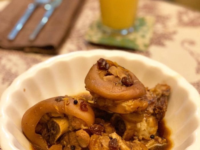 Pork Knuckles Paksiw with Banana Blossoms and California Raisins - California Raisins Asean.
